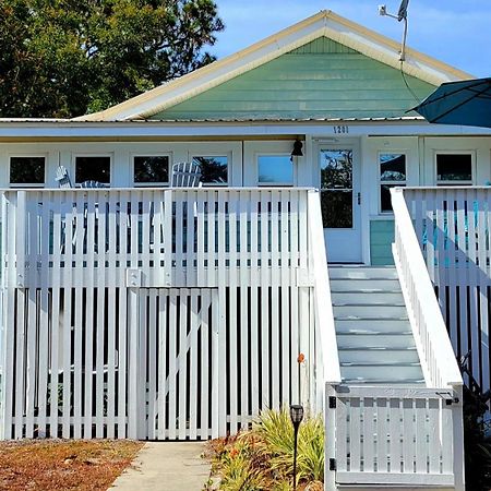 1201 Lovell Avenue By Tybee Beach Vacation Rentals Tybee Island Kültér fotó